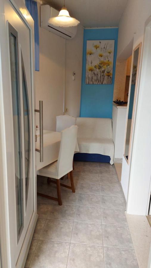 Apartment Jerolima Dugi Rat Eksteriør billede