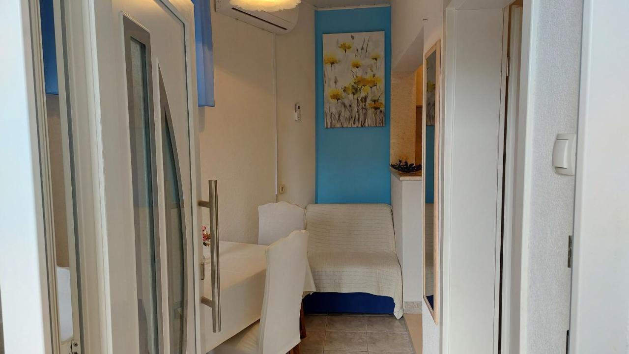 Apartment Jerolima Dugi Rat Eksteriør billede